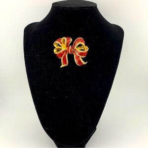 MACY's Holiday Lane Red enamel gold tone Rhinestone Ribbon Bow Brooch 2" Xmas